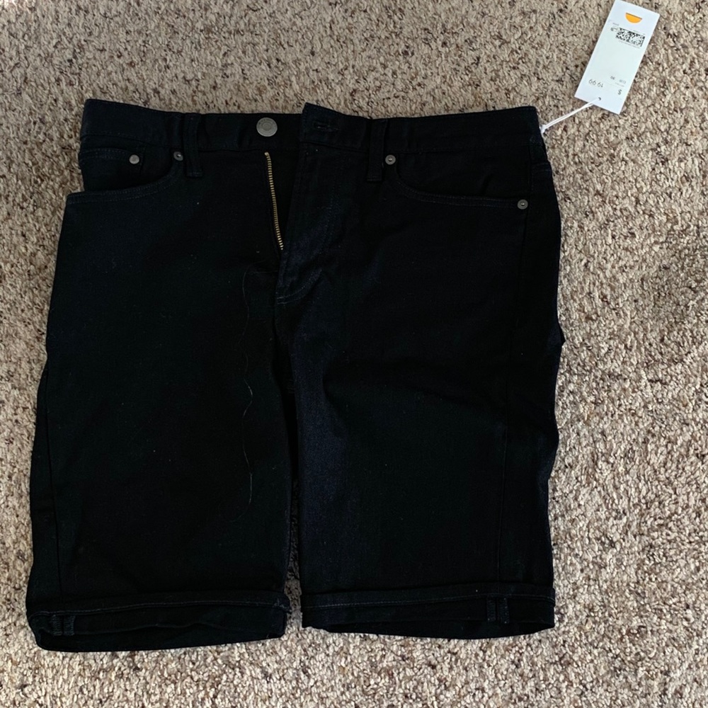 Short pants